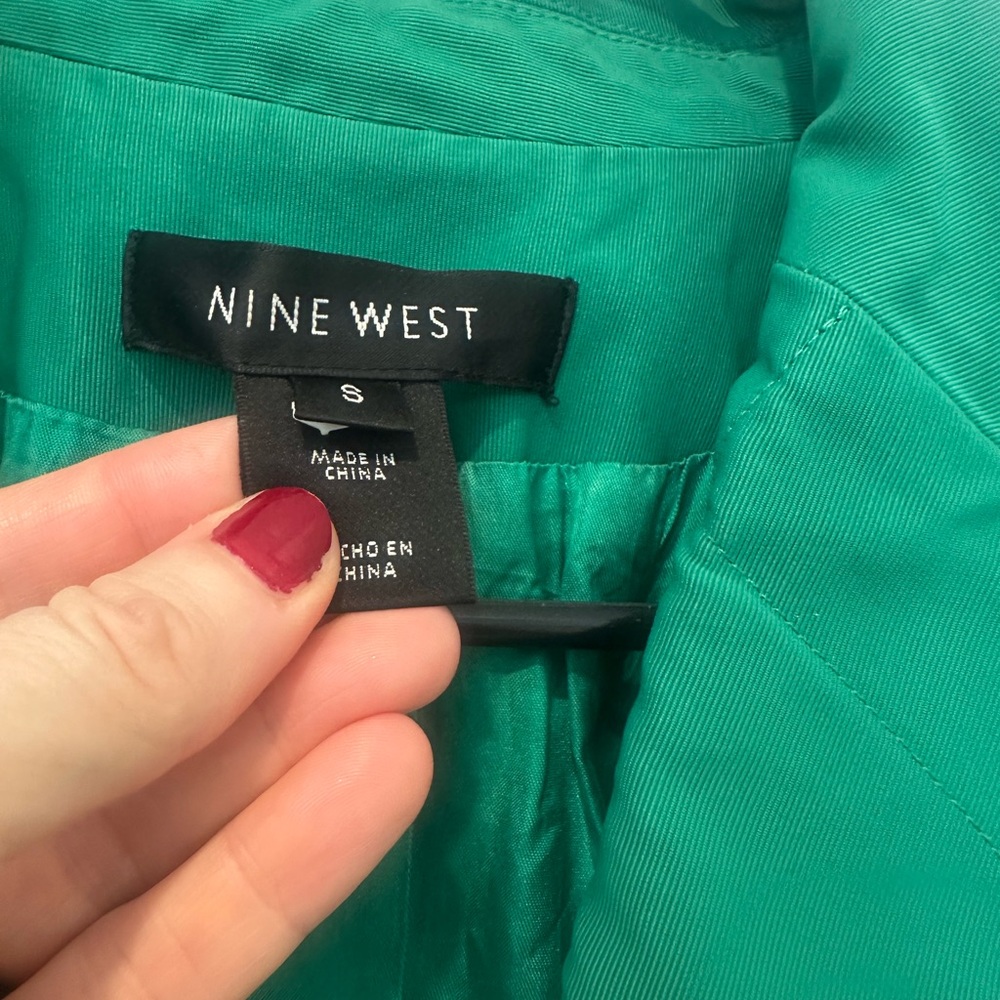 Nine West Green Coat with 3/4 length Puff Sleeves - Picture 3 of 4